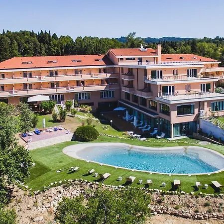 Szálloda Demidoff Country 4*